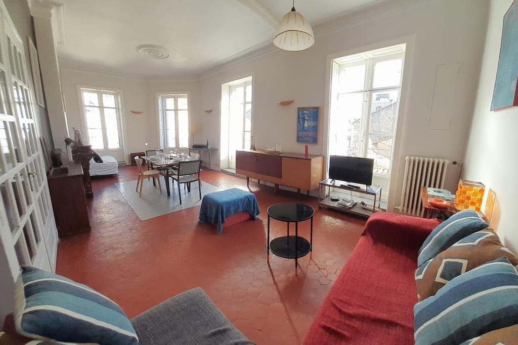 Les 7 Balcons, Comedie-Gare, Parking, Spacieux Lumineux Appt Haussmannien Montpellier Kültér fotó